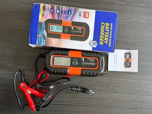 CARGADOR DE BATERÍA